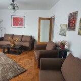 Titulescu, Piata Victoriei